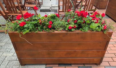 aa legacy construction built in seating planters